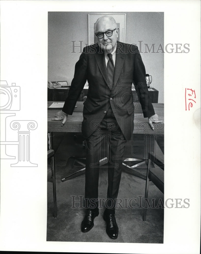 1982 Press Photo Allen C. Holmes, Managing Partner, Jones and Day - cvb13498 - Historic Images