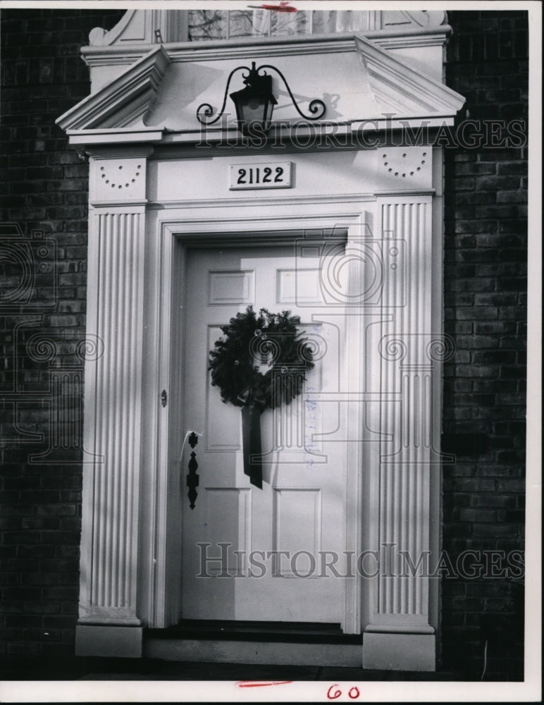 1965 Press Photo Christmas Wreath at Entrance of a Door - cvb13518 - Historic Images