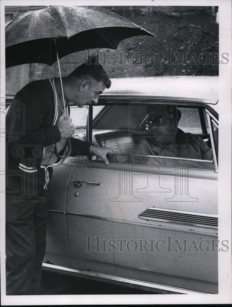 1967 John Krajacic, union committeeman, explains strike BT Chappell-Historic Images