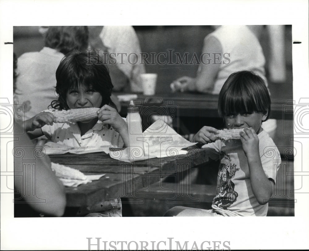 1985 Press Photo Shannon &amp; Jeremy O&#39;Brien at the Lodi Ohio Sweet Corn Festival - Historic Images