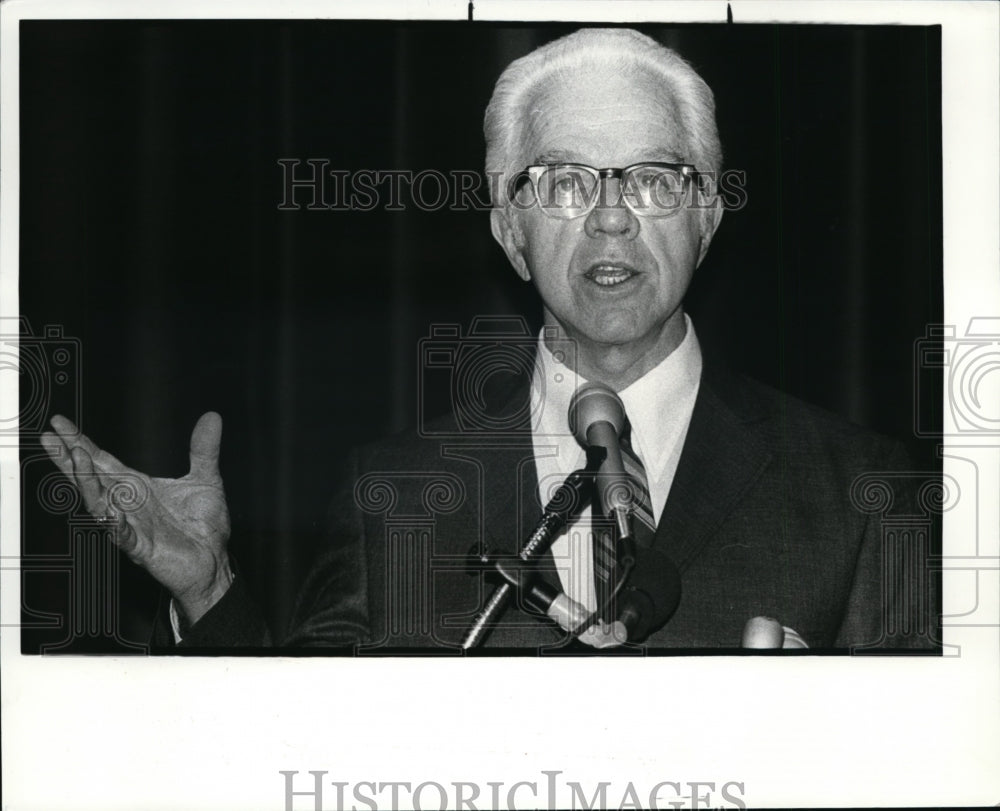 1982 Press Photo CSU President, Dr. Walter Waetjen - cvb13798 - Historic Images