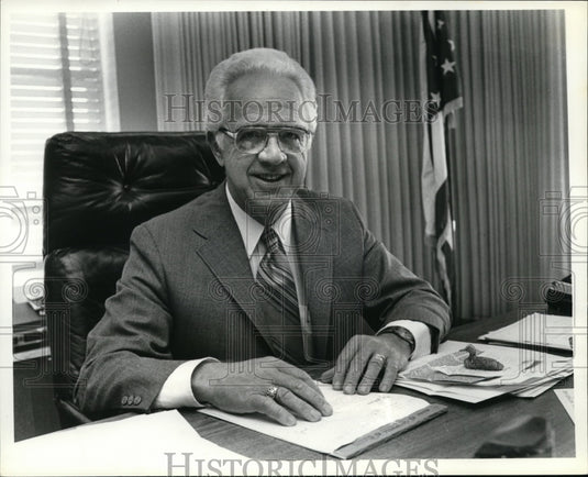 1981 Press Photo Dr. Walter B. Waetjen, CI. State U. - cvb13799 - Historic Images