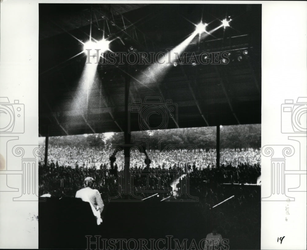 1986 Press Photo Bob Sager at Blossom, behind the scenes action - cvb13914 - Historic Images