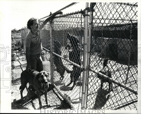 1987 Press Photo Lake County Humane Society - cvb14322 - Historic Images
