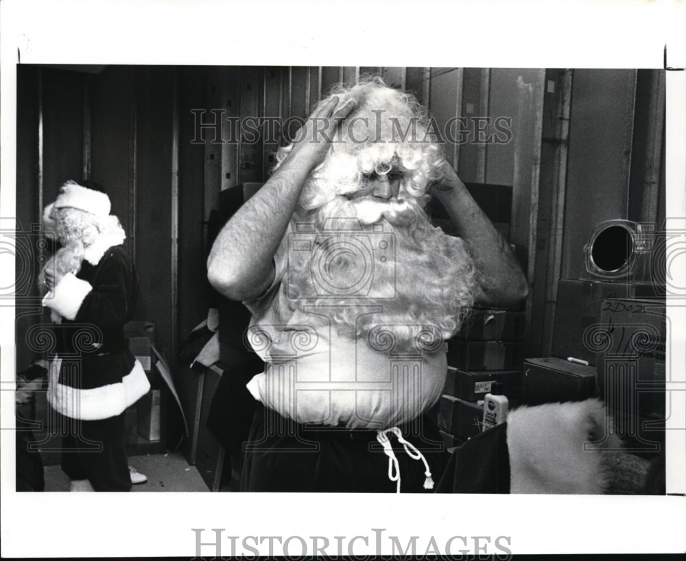 1987 Press Photo Al Lubrano as Santa - cvb14332 - Historic Images
