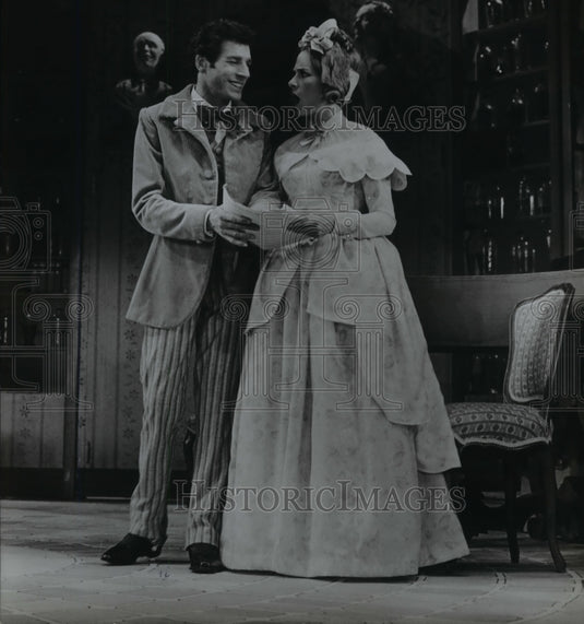 1967 Press Photo Joan Bassie & John Church in the play The Imaginary Invalid - Historic Images