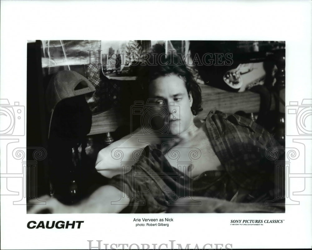 1996 Press Photo Arie Verveen as Nick in Caught - cvb15635 - Historic Images