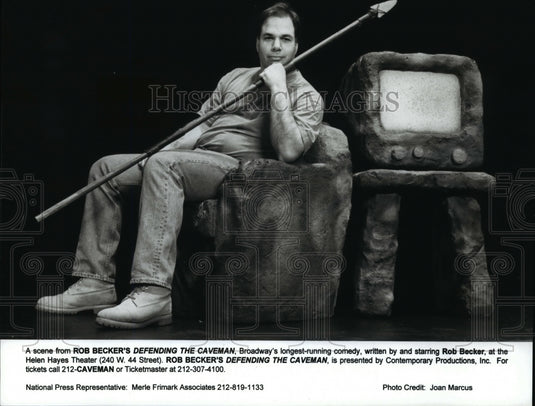 1996 Press Photo Scene from Rob Becker's Defending the Caveman - cvb15651 - Historic Images
