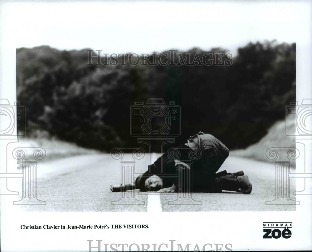 Press Photo Christian Clavier in Jean-Marie Poire&#39;s The Visitors - cvb15705 - Historic Images