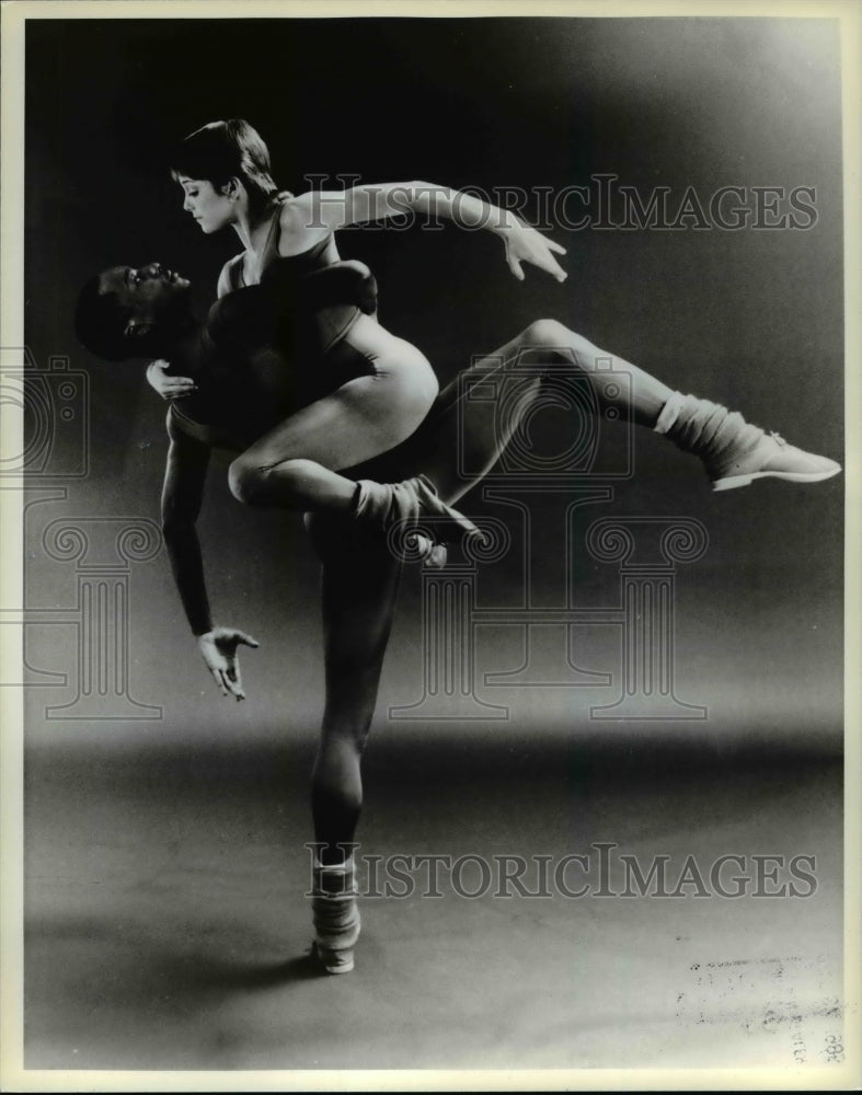 1985 Press Photo Kitty Skillman &amp; Carleton Wilcorn in Go! Said Max - cvb15991 - Historic Images