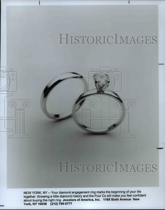 1995 Press Photo Jewelers of America in New York City offers beautiful jewelry - Historic Images