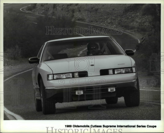 Press Photo Oldsmobile Cutlass Supreme International Series Coupe - cvb17078 - Historic Images