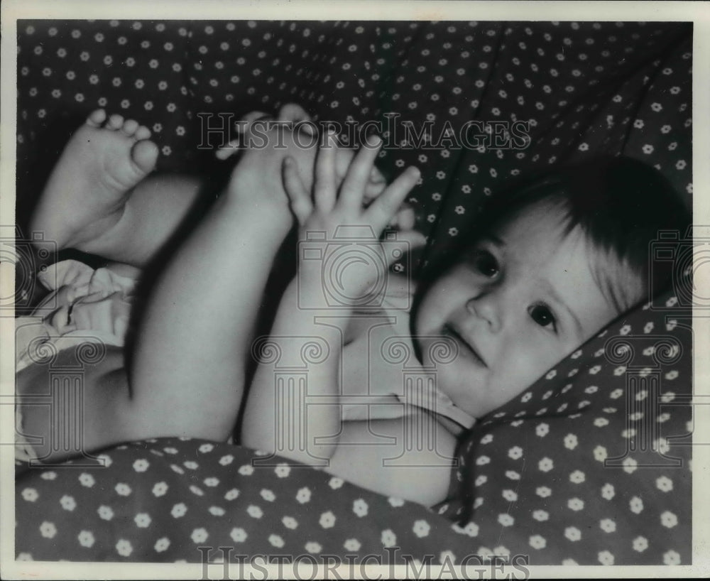 1971 Press Photo Babies by Doris Pinney - cvb17174 - Historic Images