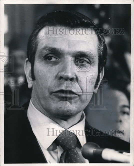1974 Press Photo Robert E. Hughes at Park's inauguration - cvb17462 - Historic Images