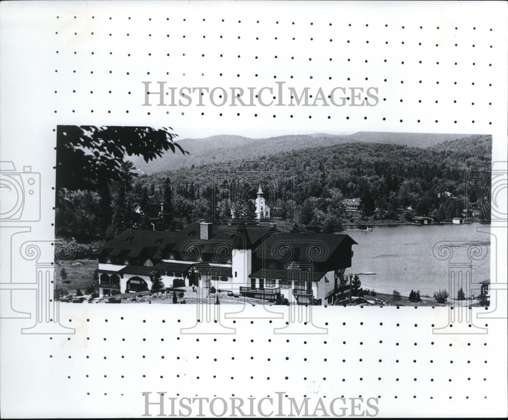 1973 Press Photo Lac Beauport in Canada - cvb17740 - Historic Images