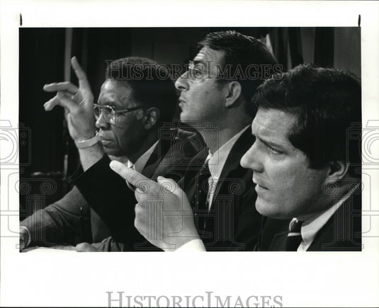 1983 Press Photo Cuyahoga County Commissioners Brown, Campanella, Hagan - Historic Images