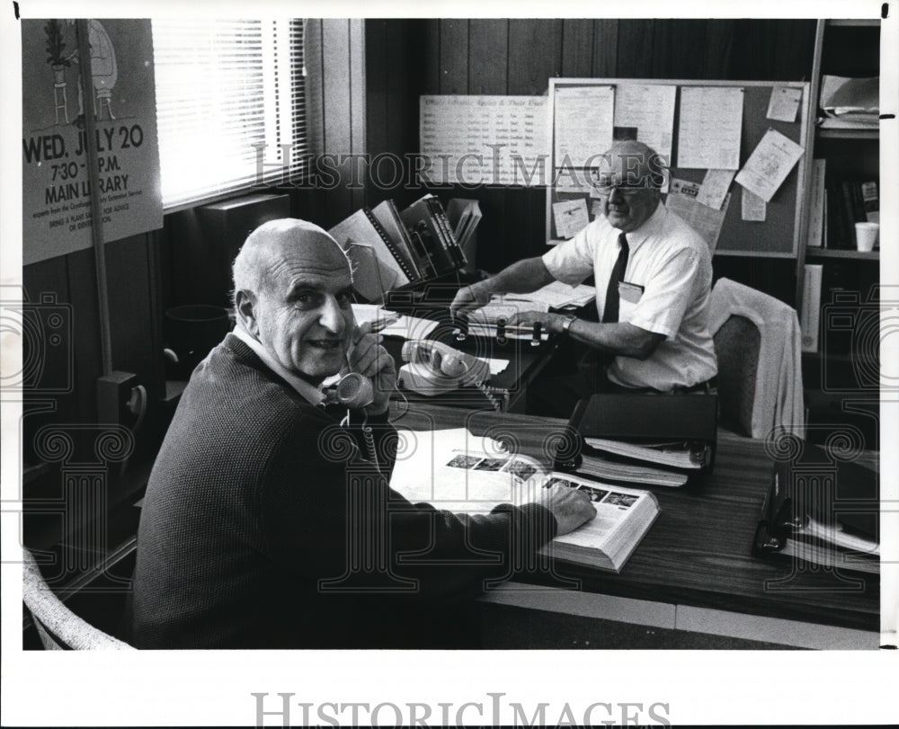 1988 Press Photo Cuyahoga County Cooperative Extension Service-Stern, Pivonka - Historic Images