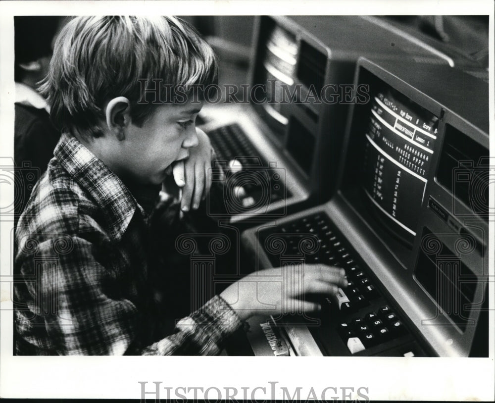 1983, Scott Shepherd, Computer class at Moreland School - cvb17908 - Historic Images