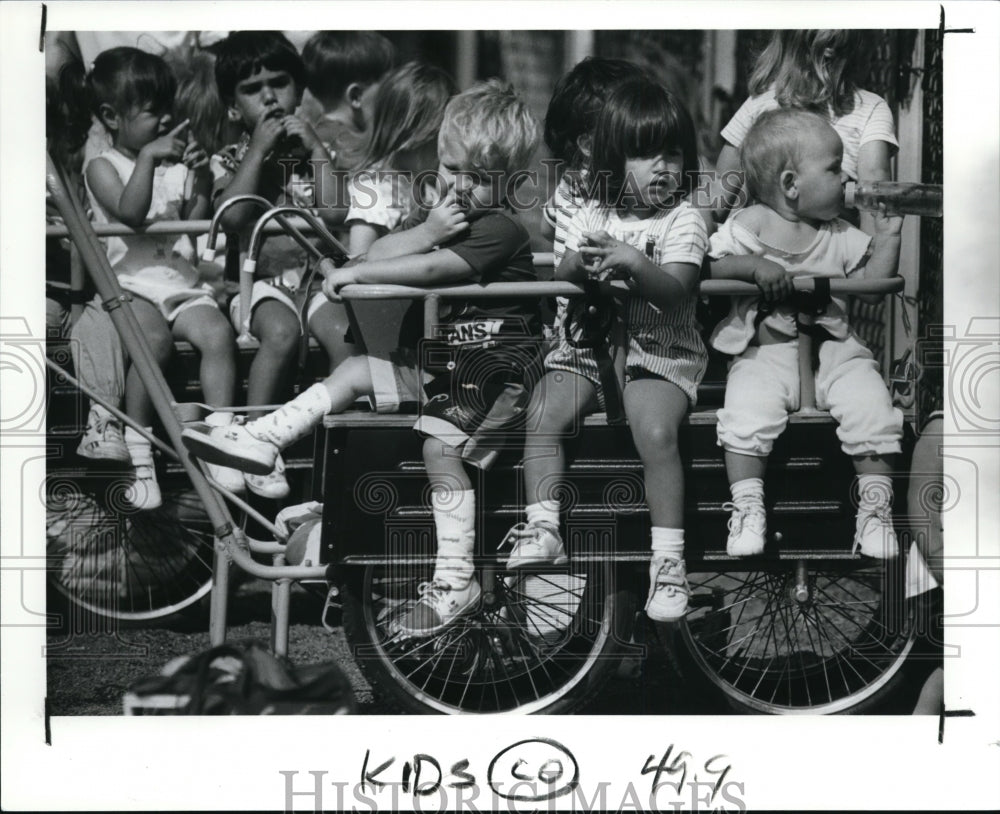 1989 Press Photo Children&#39;s Center pupils at Cuyahoga Community College West Cam - Historic Images