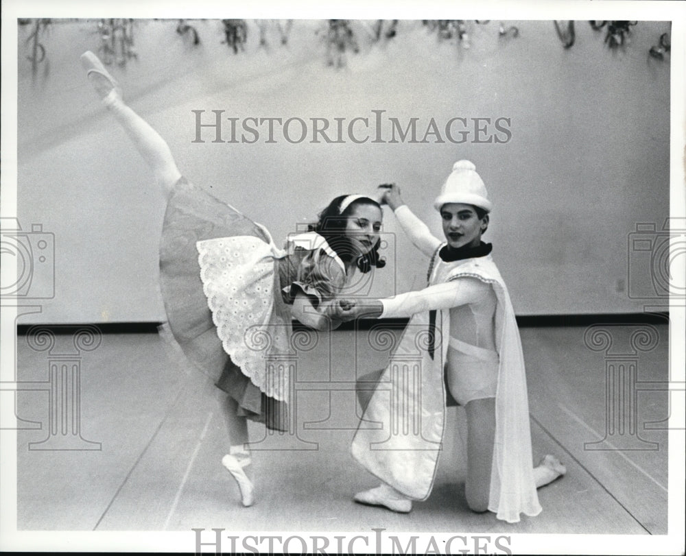 1988 Press Photo Jennifer Paterson &amp; Dominic Antonucci, Cuyahoga Valley Youth Bl - Historic Images