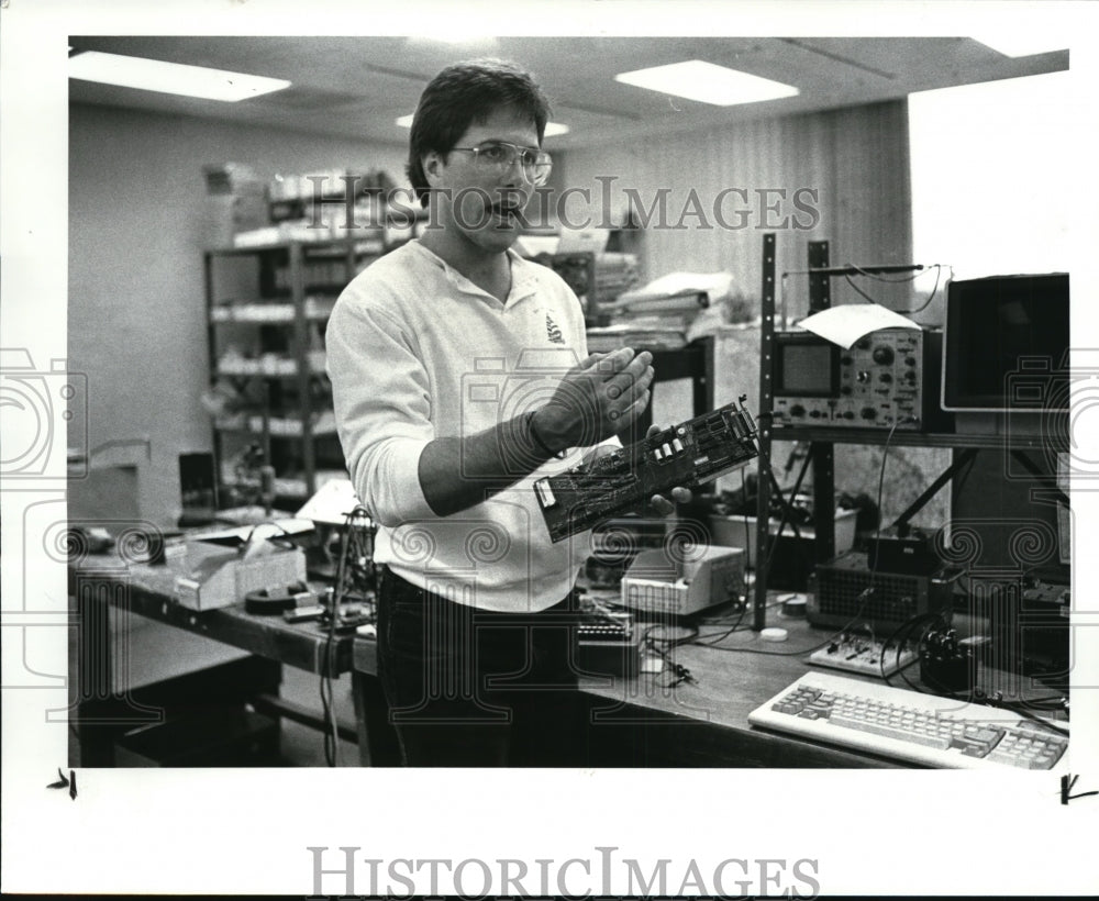 1986 Press Photo Center for Venture Development - cvb18015 - Historic Images