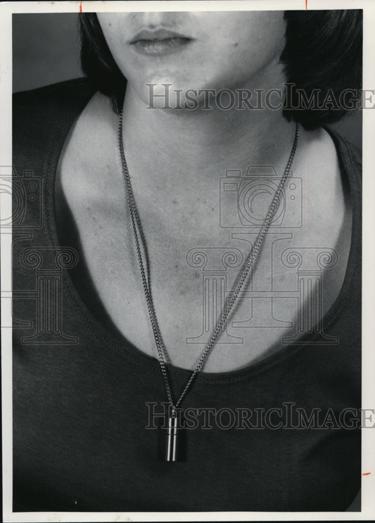 1976 Press Photo Millions of Americans suffer from chest pains - cvb18274 - Historic Images
