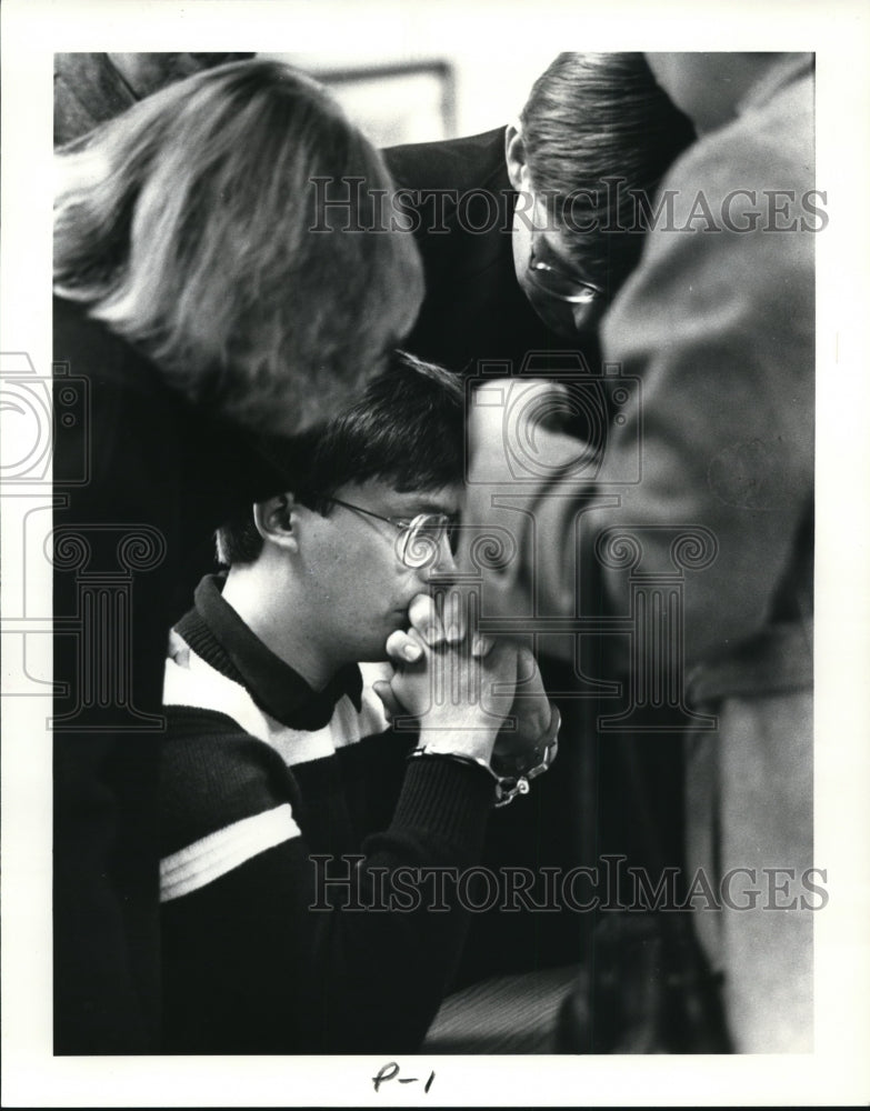1985, Gregory DeChant at Avon Lake Municipal Court waiting for trial - Historic Images