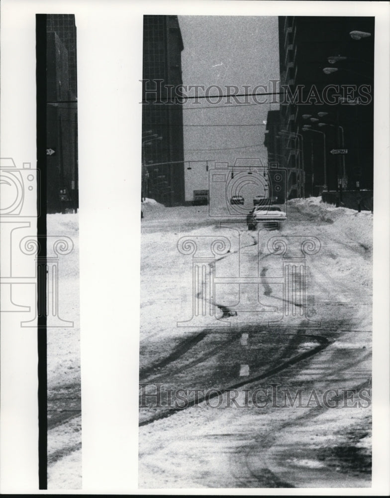 1978 Press Photo E9th looking South about 4:15pm, covered in snow - cvb18483-Historic Images