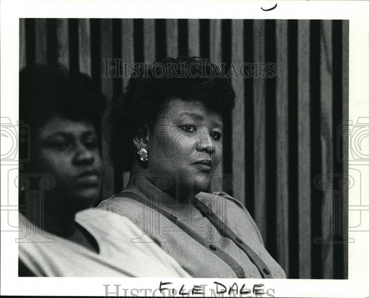 1990 Press Photo Ronell Edwards, her husband Dale Edwards on trial. - cvb18703 - Historic Images