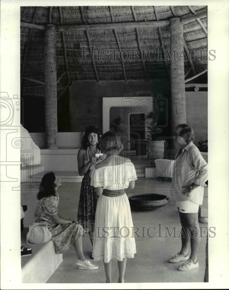 1983 Press Photo Interior of Mexico Careyes Coast Villa Living Room - cvb18725 - Historic Images