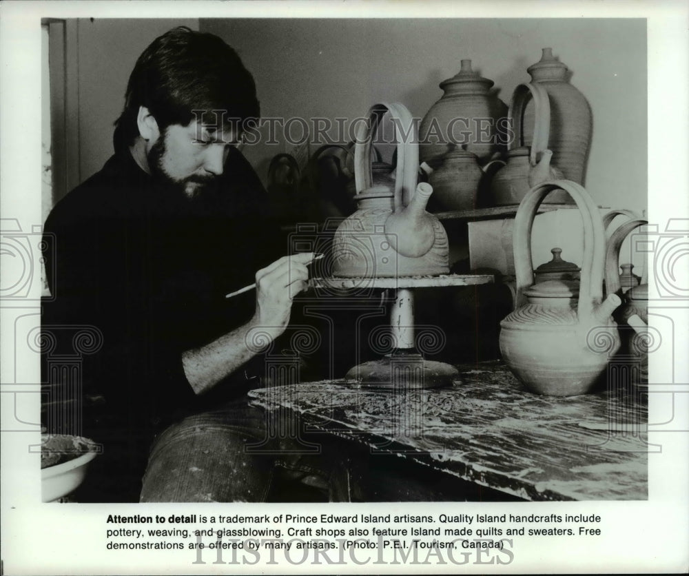 Press Photo Artisans on Prince Edward Island offer array of craft shops - Historic Images