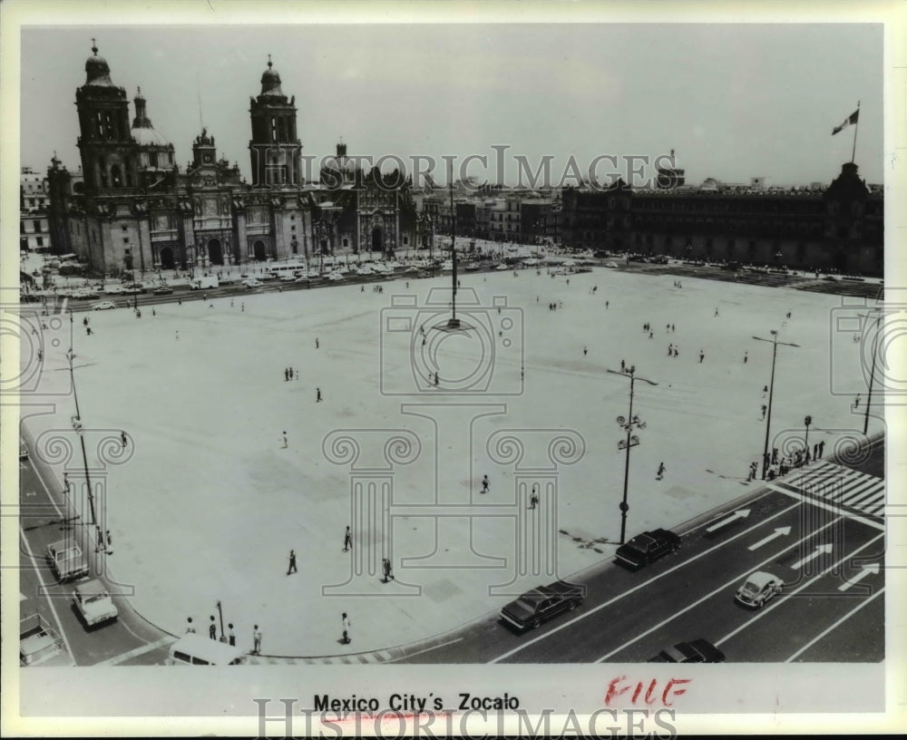 1986 Press Photo Mexico City&#39;s Zocalo - cvb18983 - Historic Images