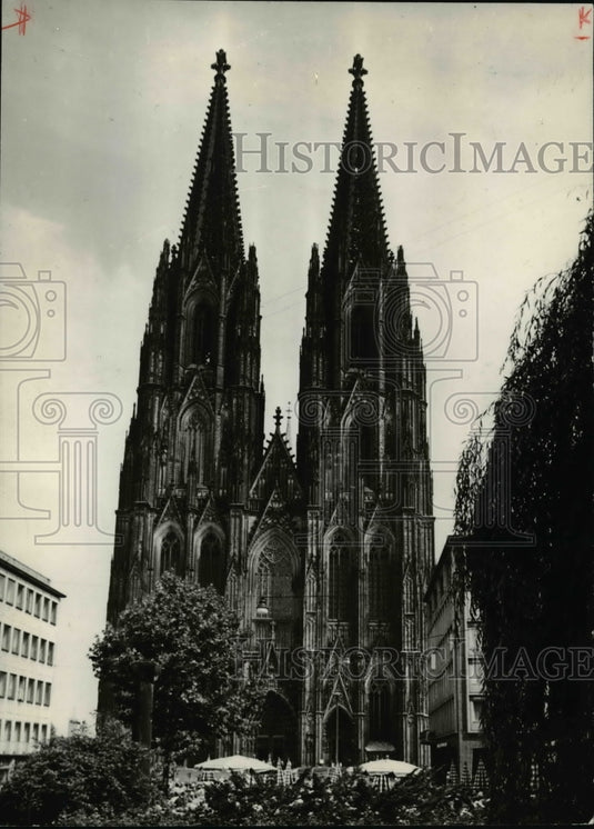 1974 Cologne Cathedral in Germany-Historic Images