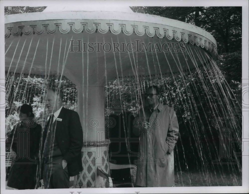 1969 Press Photo One of the trick fountains at the Summer Palace in Russia - Historic Images