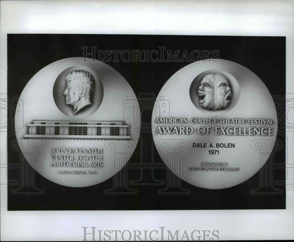 1971 Award-Historic Images