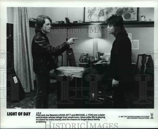 1987 Press Photo Joan Jett & Michael J Fox in Light of Day - cvb19811 - Historic Images