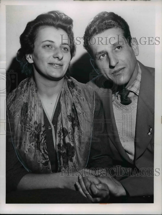 1956, Ida Halma & Otto Szeratico, Hungarian Refugees to be married - Historic Images