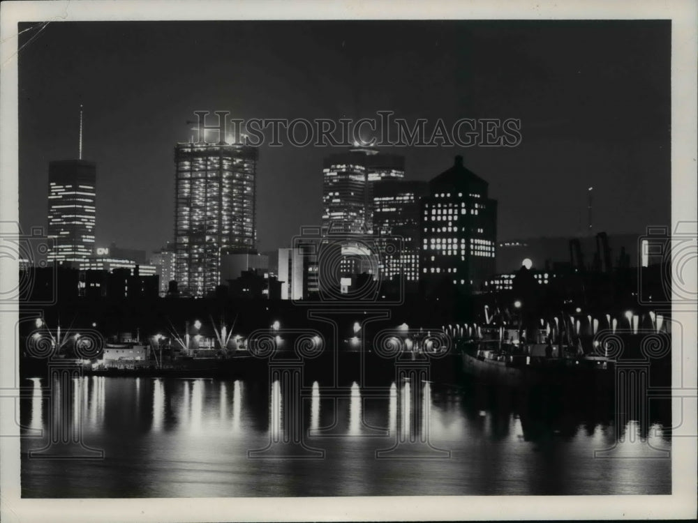 1967 Press Photo Montreal skyline, Quebec, Canada. - cvb20105 - Historic Images