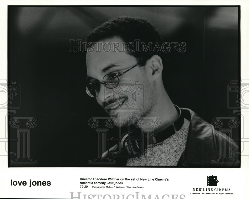 Press Photo Director Theodore Witcher on set of &quot;love, Jones&quot; - cvb20489 - Historic Images