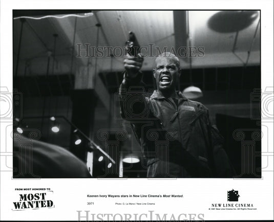 1997 Press Photo Keenen Ivory Wayans in Most Wanted - cvb20494 - Historic Images