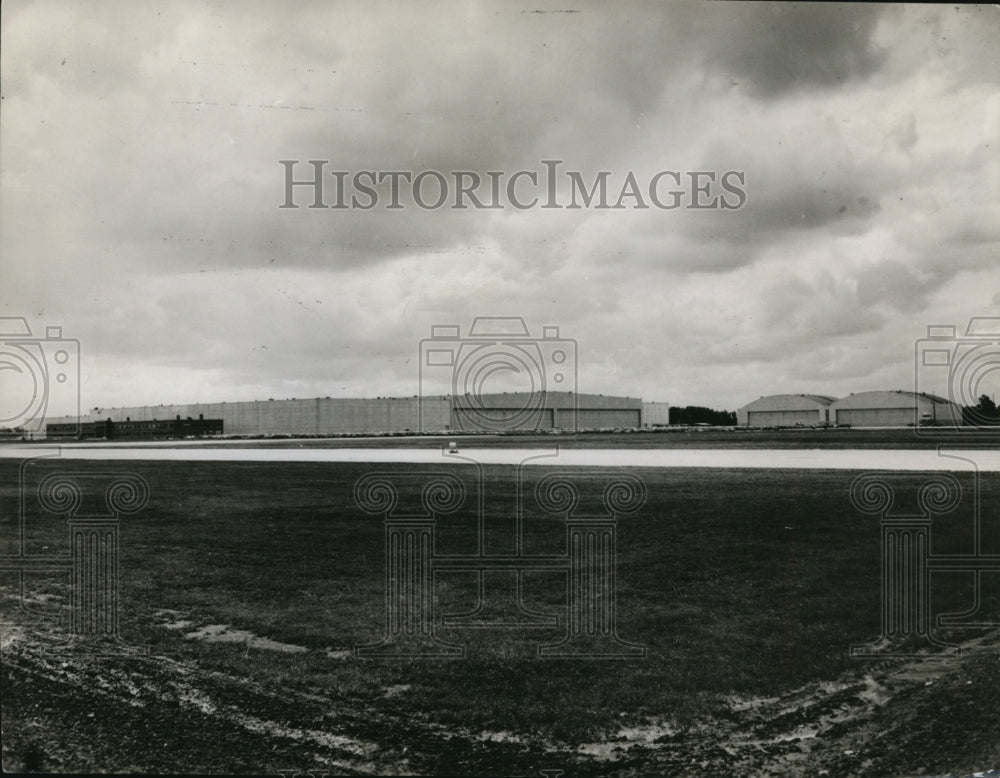 1944, Fisher Cleveland Aircraft Division Plant no 2, Rocky River Driv - Historic Images