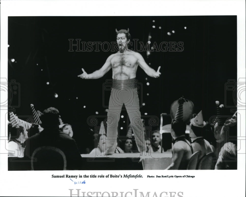 Press Photo Samuel Ramey in the Title Role of Boito&#39;s Mefistofele - Historic Images