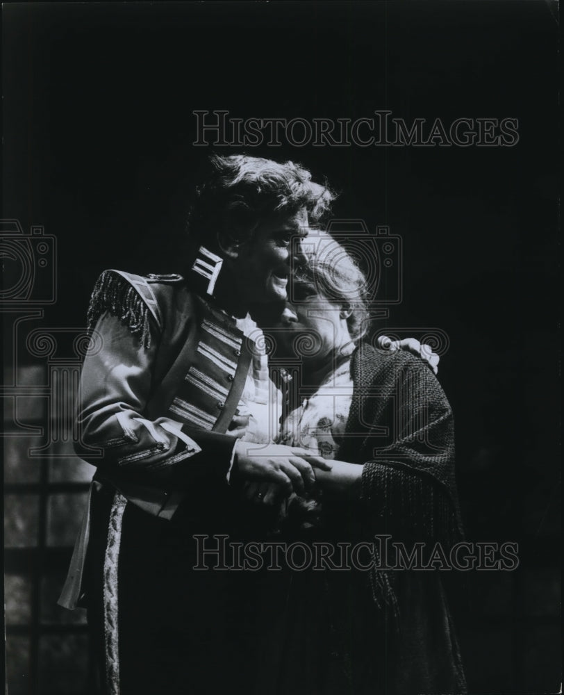 1967 Press Photo Priscilla Morrill &amp; Denholm Elliot in A Touch of the Poet - Historic Images