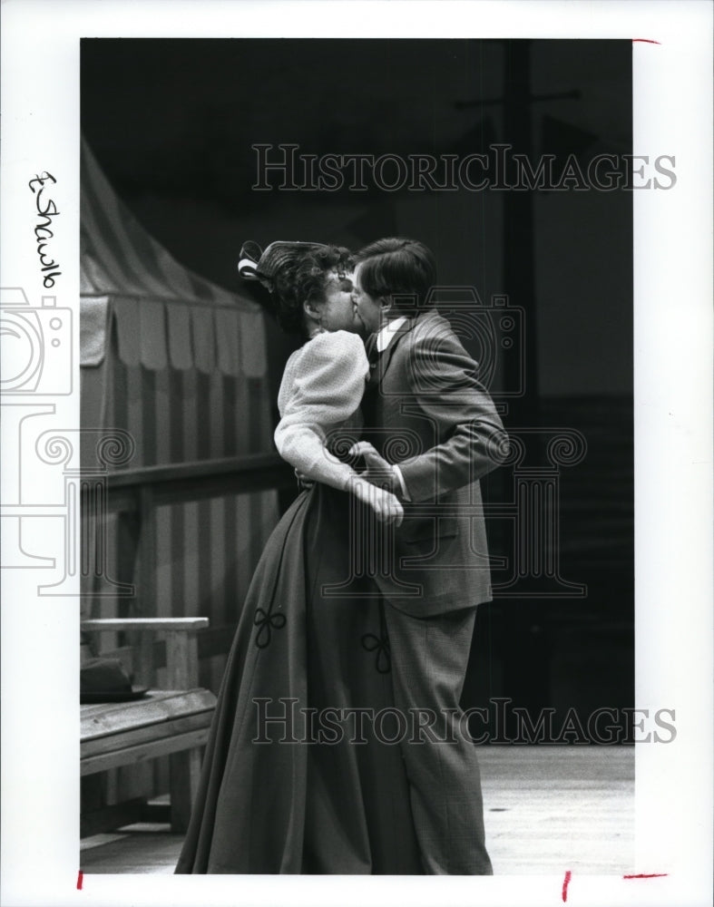 1995 Press Photo You Never Can Tell play, Helen Taylor and Richard Binsley - Historic Images