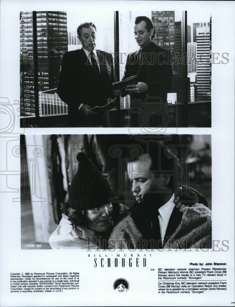 1988 Press Photo Robert Mitchum, Bill Murray, Anna Ramsey in Scrooged - Historic Images