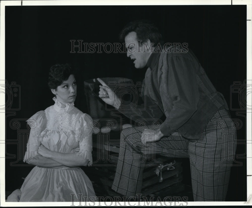 1991, Carousel Opera - cvb21152 - Historic Images