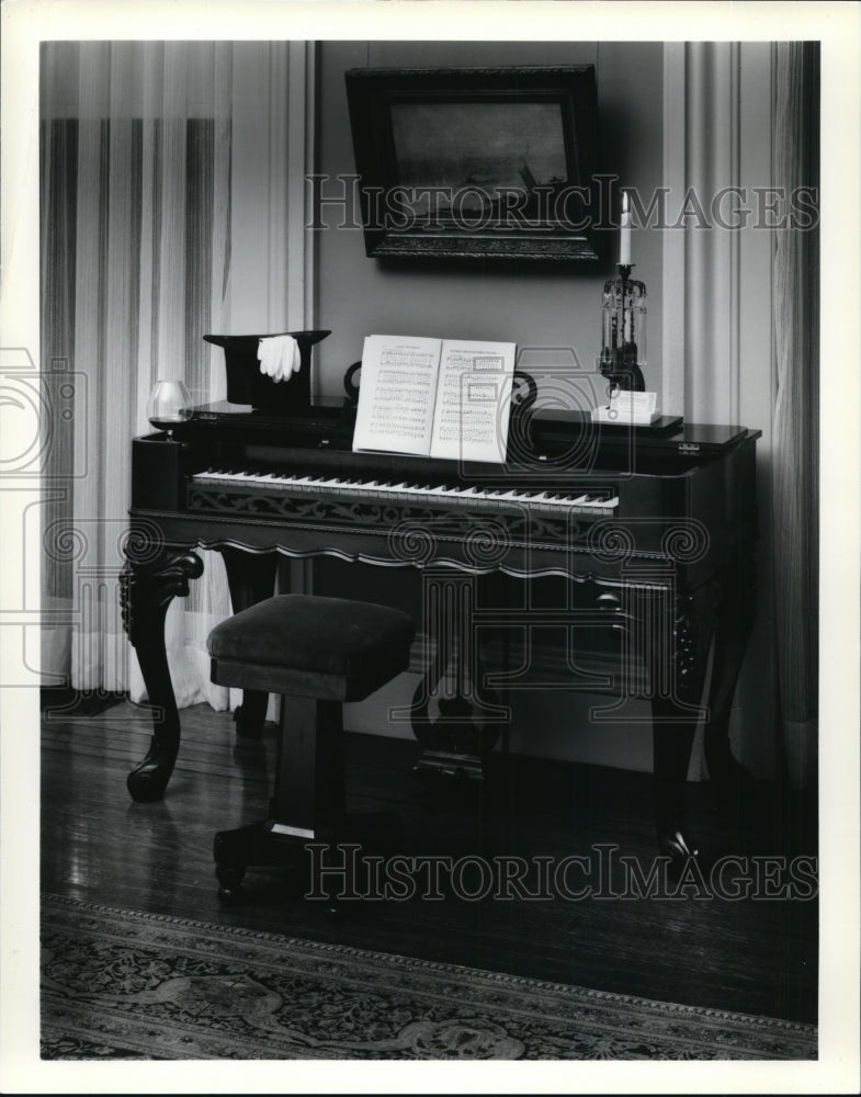 1982 Press Photo Melodeon built by Philpot and Camp - cvb21557 - Historic Images