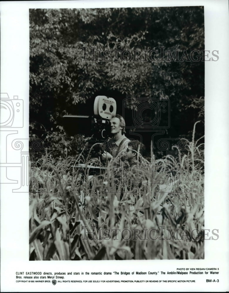 1995 Press Photo Clint Eastwood & Meryl Streep "The Bridges of Madison County." - Historic Images