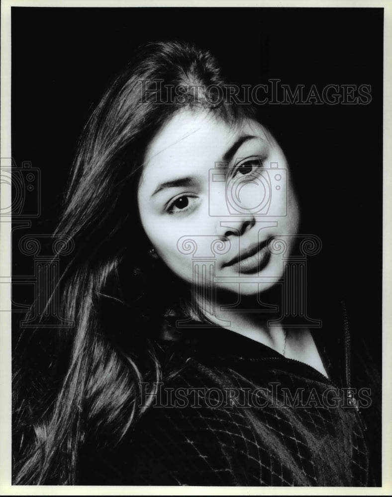 1993 Press Photo Me-Anne Dionisio - cvb21877 - Historic Images