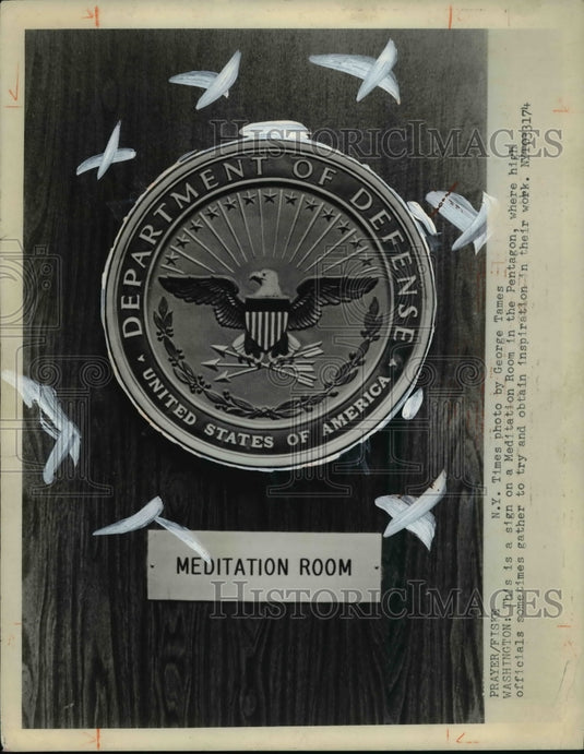 1974 Press Photo Department of Defense, Seal - cvb21890 - Historic Images